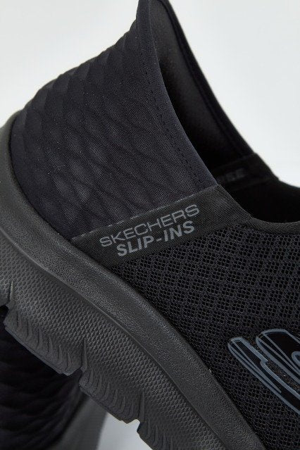 SKECHERS SLIP INS: SUMMITS en color NEGRO (4)