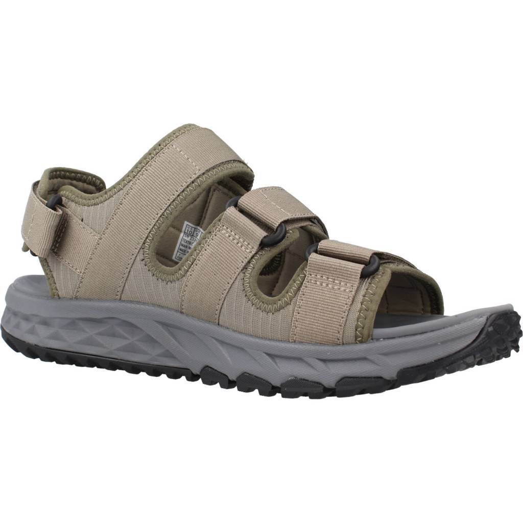 SKECHERS ESCAPE PLAN TRAIL en color BEIS (5)