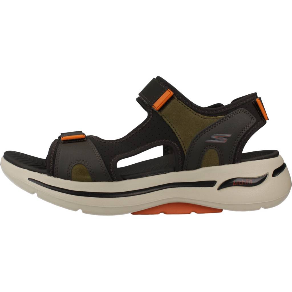 SKECHERS GO WALK ARCH FIT SANDA en color MARRON (2)