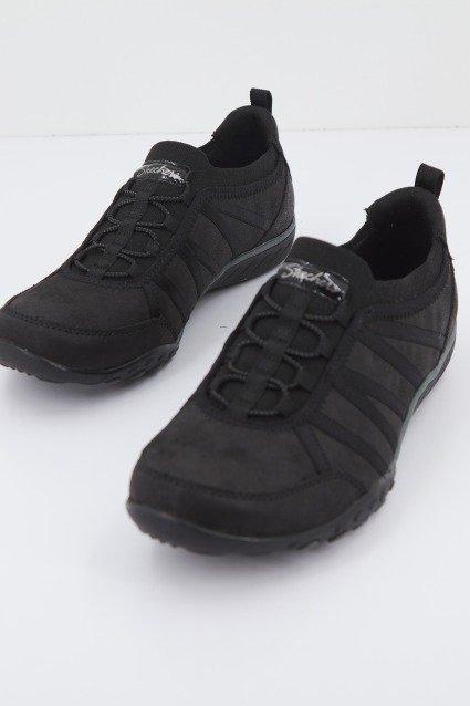 SKECHERS BREATHE-EASY en color NEGRO (2)