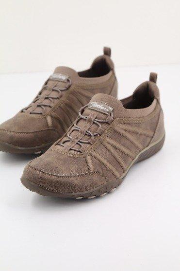 SKECHERS BREATHE-EASY en color MARRON (2)