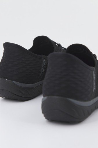 SKECHERS SLIP-INS BREATHE-EASY- ROLL-WITH-ME en color NEGRO (3)