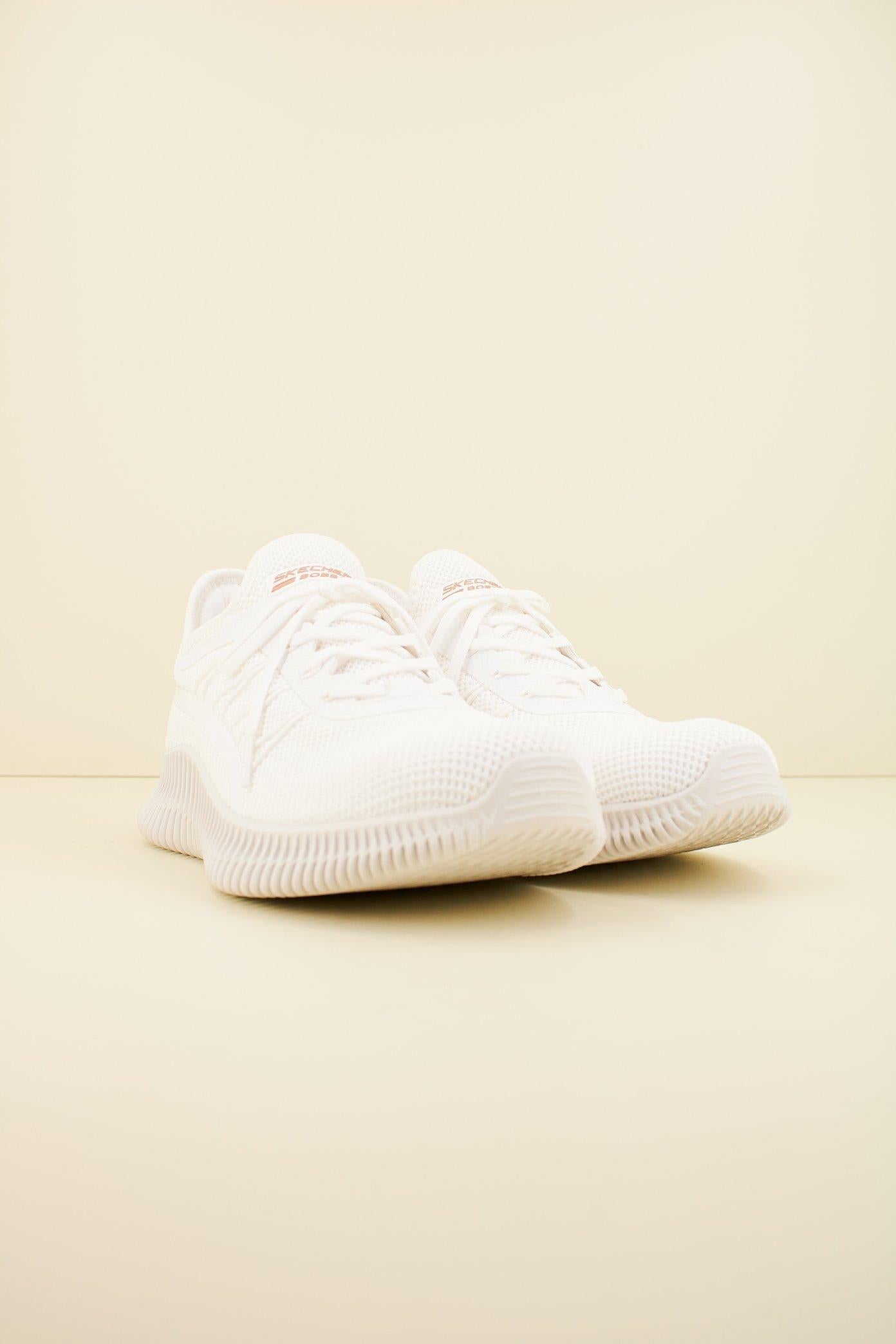 SKECHERS BOBS SPORT GEO SLIP-INS en color BLANCO (2)