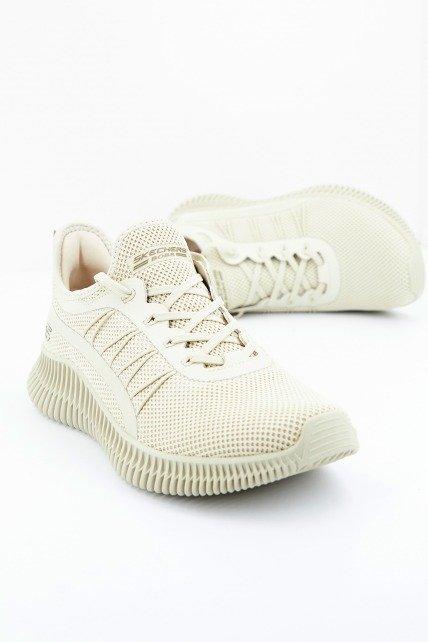SKECHERS BOBS GEO-NEW AESTHETICS SLIP-INS en color BEIS (1)