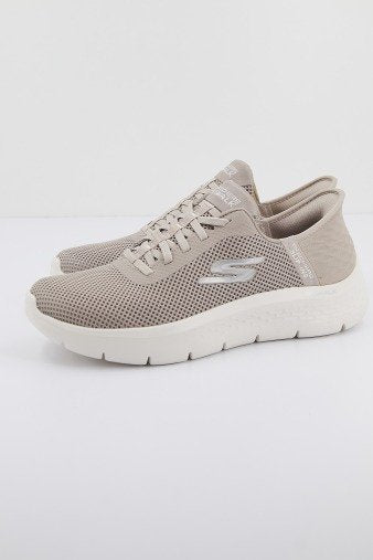 SKECHERS SLIP INS- GO WALK FLEX- GRAND ENTRANCE en color MARRON CLARO (1)