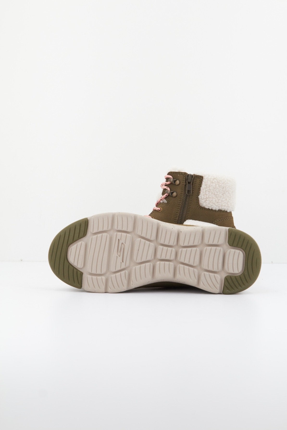 SKECHERS GLACIAL ULTRA en color VERDE (4)