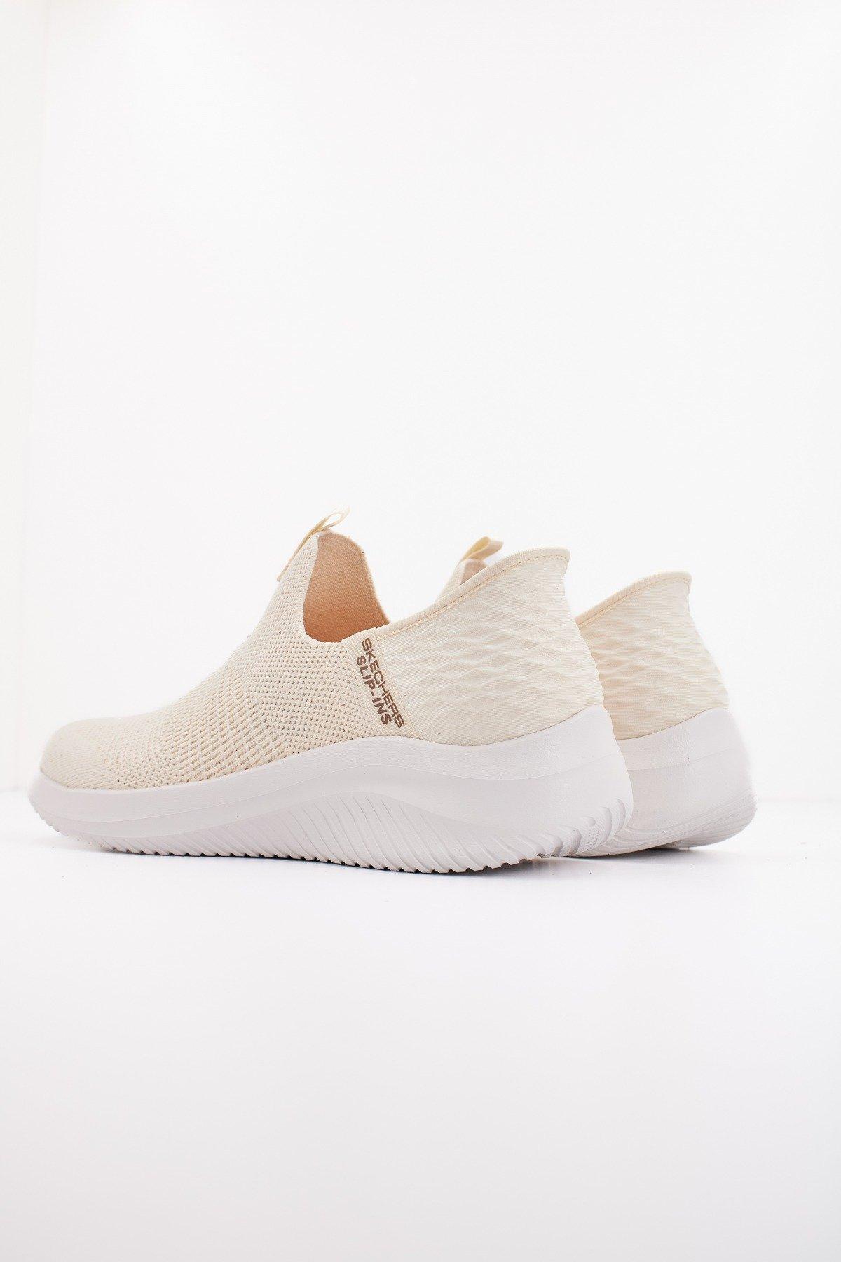 SKECHERS SLIP-INS: ULTRA FLEX . en color BEIS (3)
