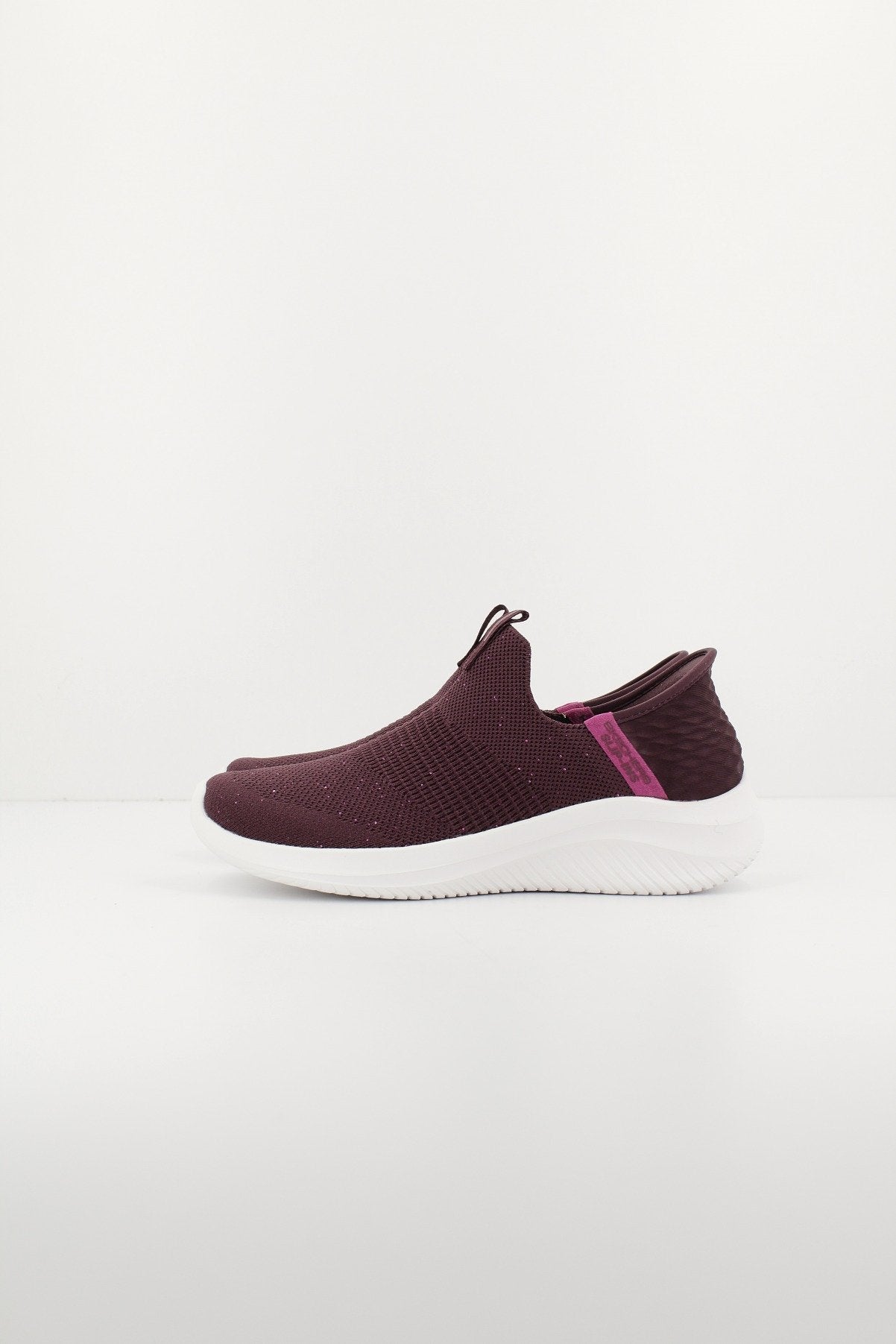 SKECHERS SLIP-INS: ULTRA FLEX . en color VIOLETA (1)