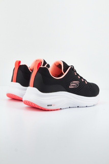 SKECHERS S en color NEGRO (2)
