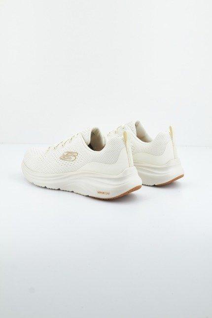 SKECHERS VAPOR FOAM en color BLANCO (2)