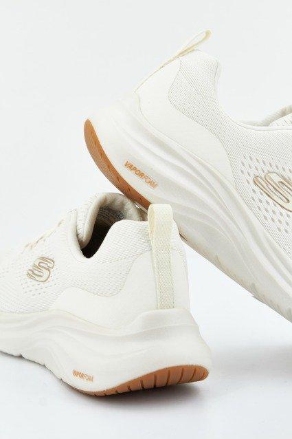 SKECHERS VAPOR FOAM en color BLANCO (4)