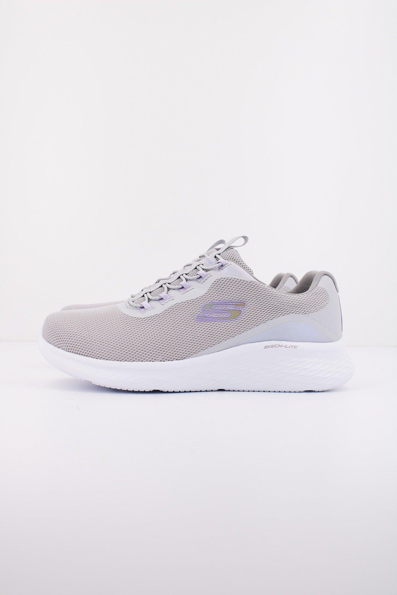 SKECHERS VAPORE FOAM en color GRIS (1)