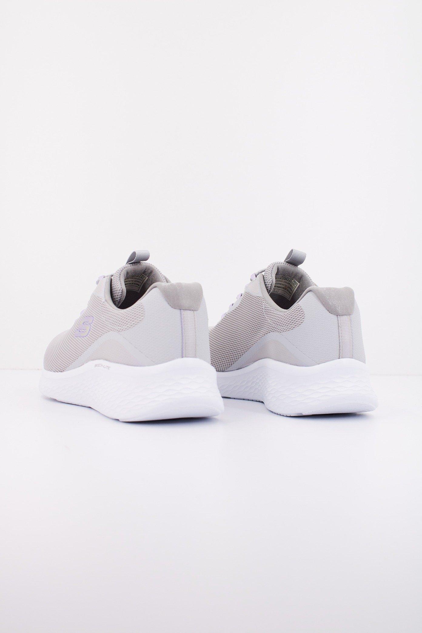SKECHERS VAPORE FOAM en color GRIS (3)