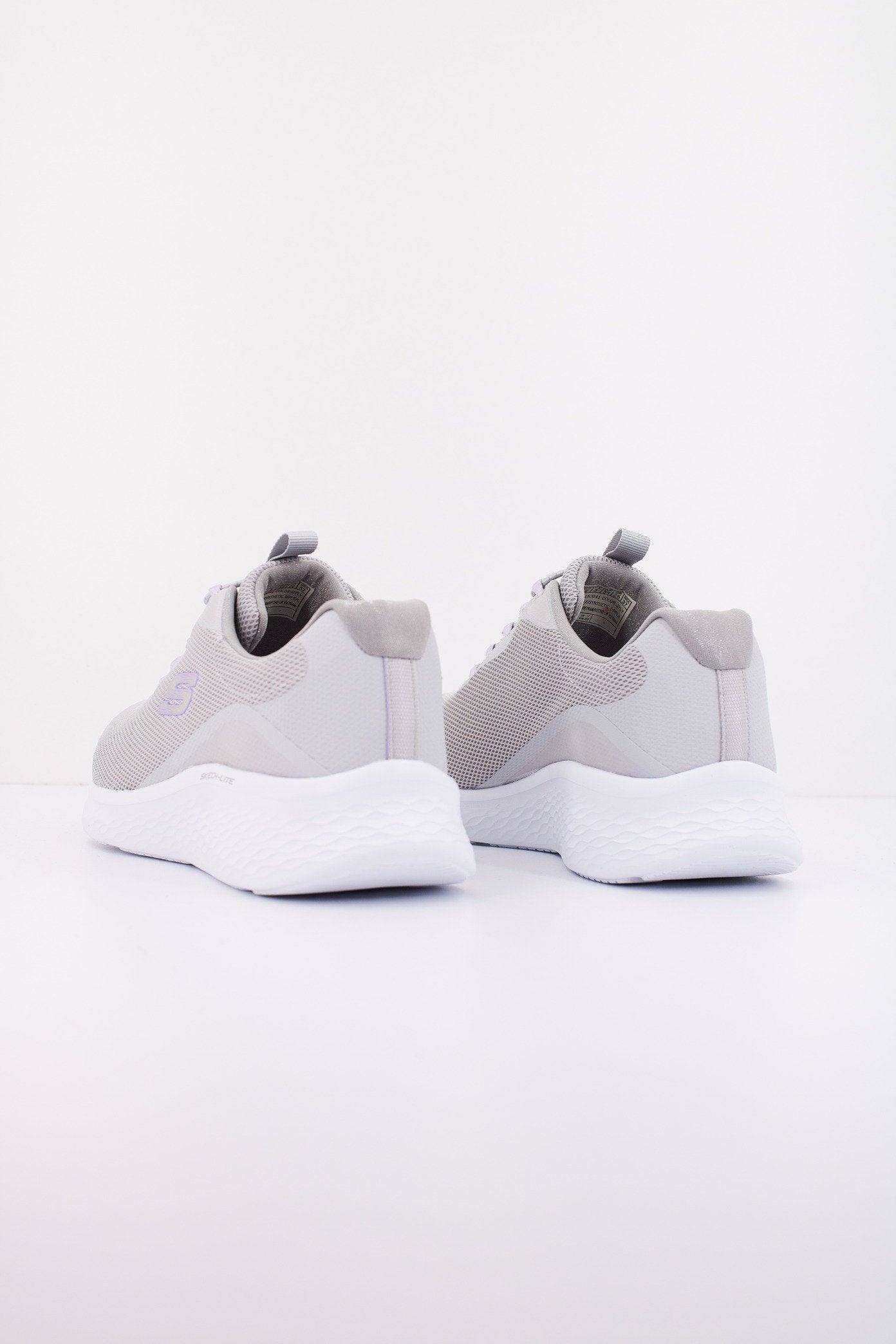 SKECHERS VAPORE FOAM en color GRIS (3)