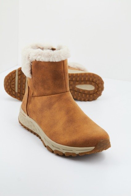 SKECHERS ESCAPE PLAN - COZY COLLAB en color MARRON (2)
