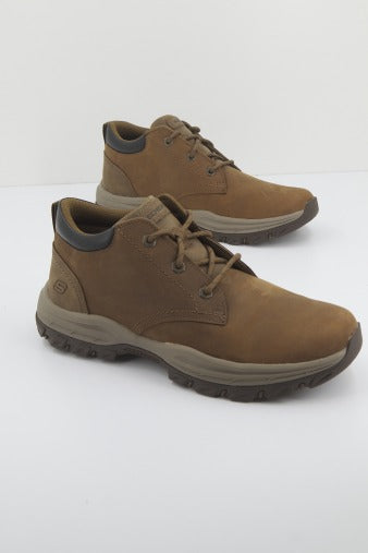 SKECHERS KNOWLSON- RAMHURST en color MARRON CLARO (1)