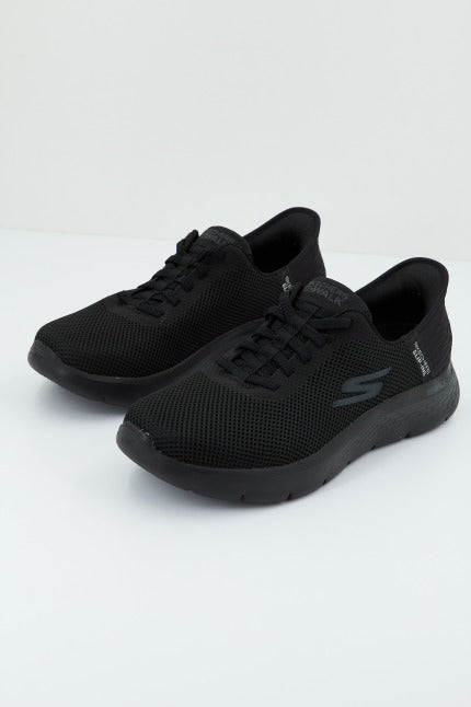 SKECHERS SLIP-INS: GO WALK FLEX-HANDS UP en color NEGRO (1)