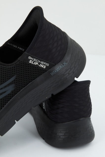 SKECHERS SLIP-INS: GO WALK FLEX-HANDS UP en color NEGRO (4)