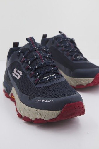 SKECHERS MAX PROTECT-LIBERATED en color AZUL (2)