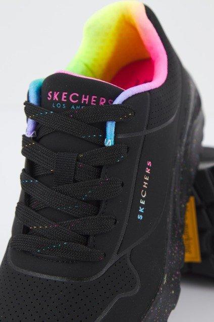 SKECHERS UNO LITE en color NEGRO (4)