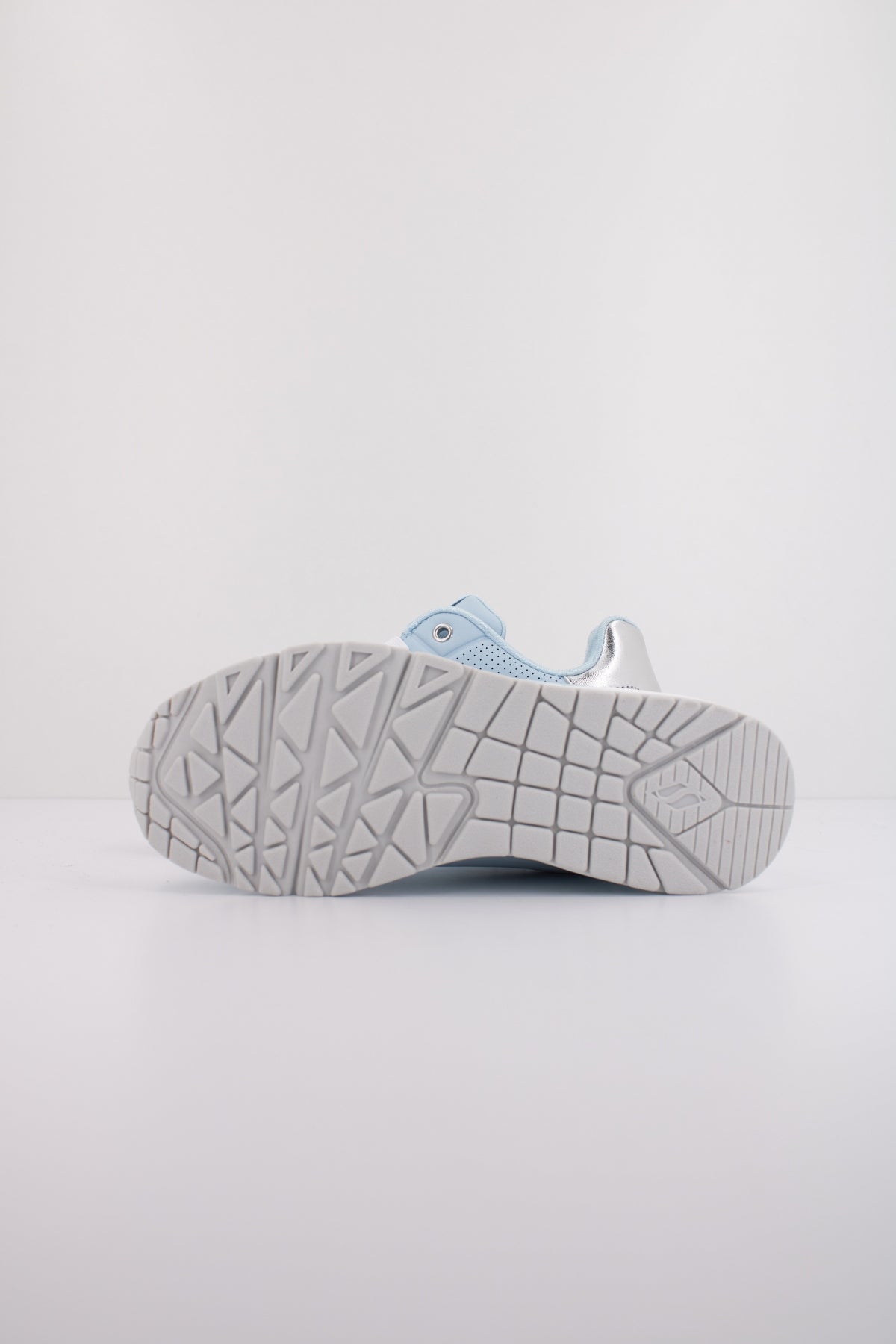 SKECHERS UNO GEN en color AZUL (5)