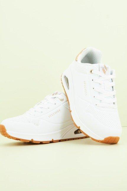 SKECHERS UNO GEN en color BLANCO (1)
