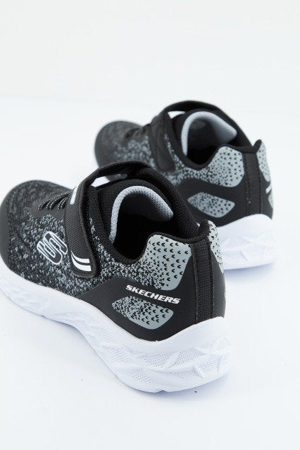SKECHERS L en color NEGRO (3)