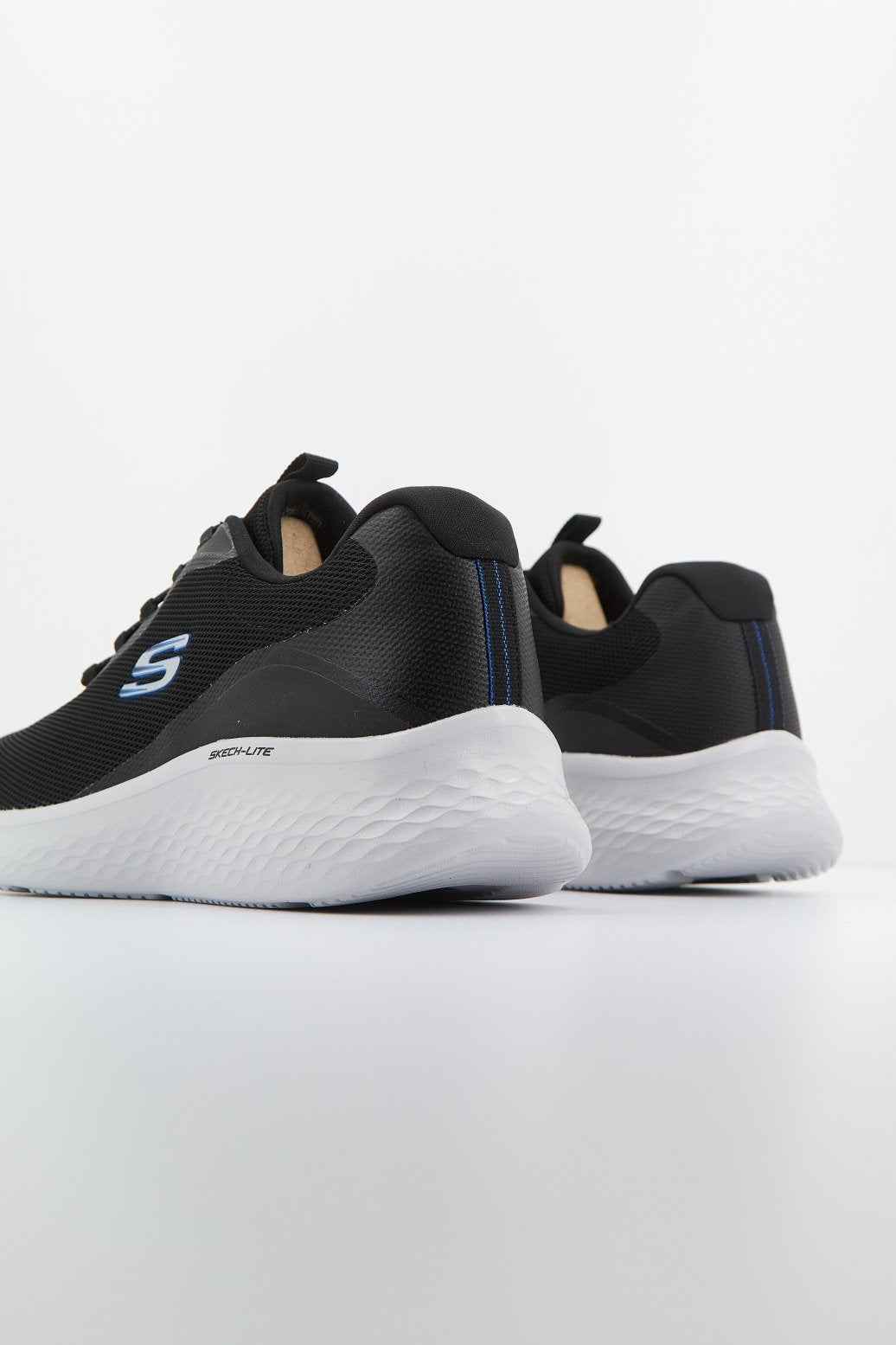 SKECHERS SKECH-LITE PRO-LEDGER en color NEGRO (3)
