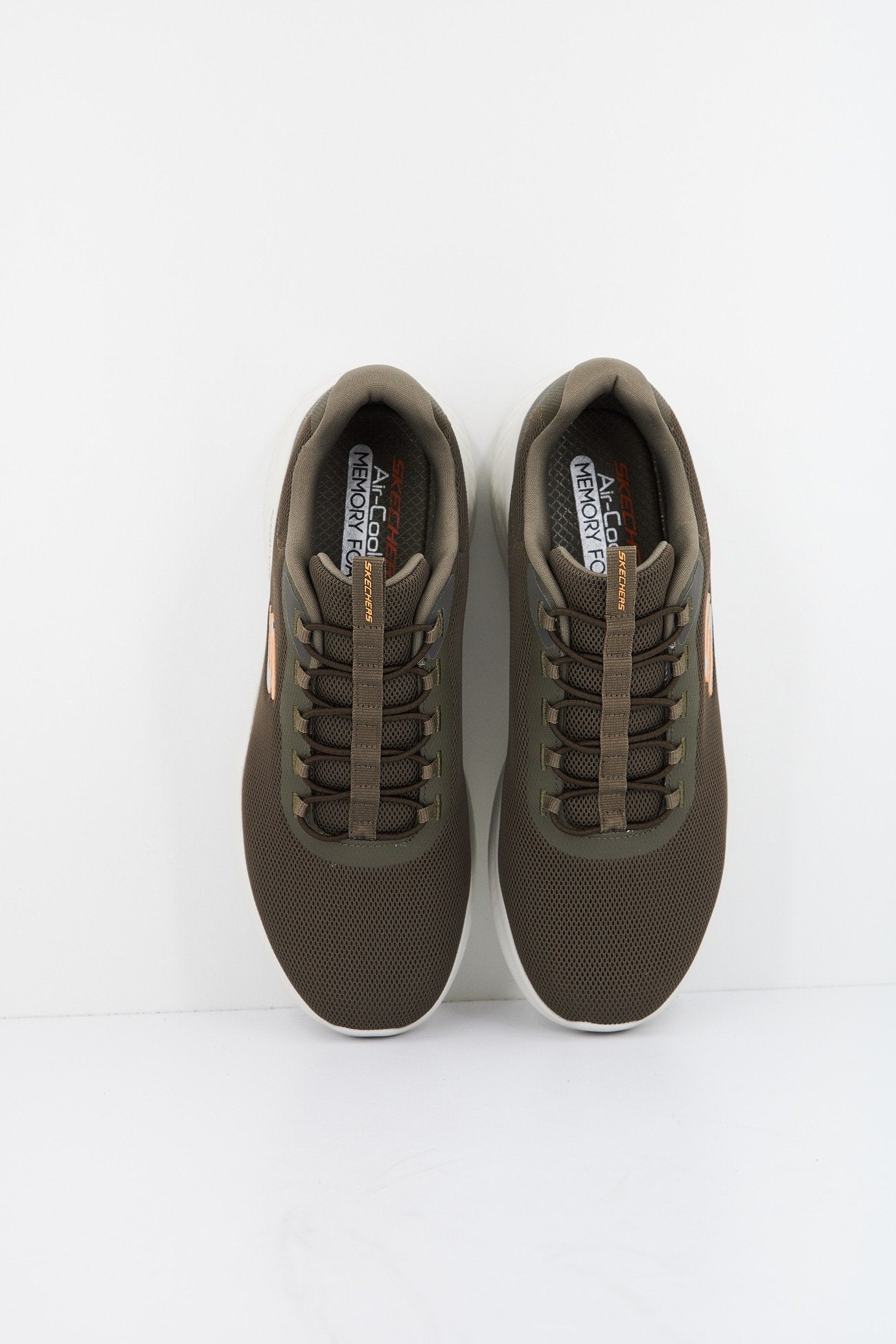 SKECHERS SKECH-LITE PRO-LEDGER en color VERDE (2)