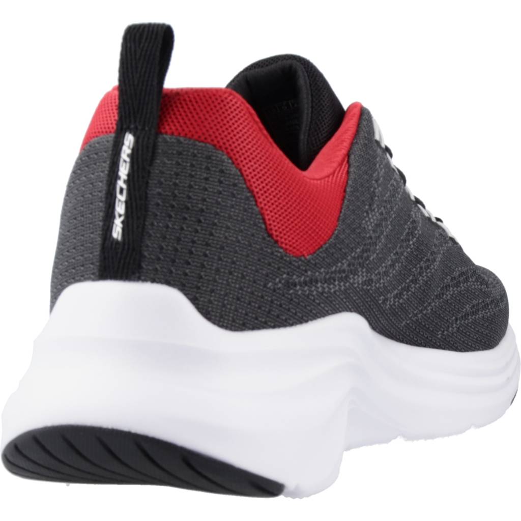 SKECHERS VAPOR FOAM en color NEGRO (3)