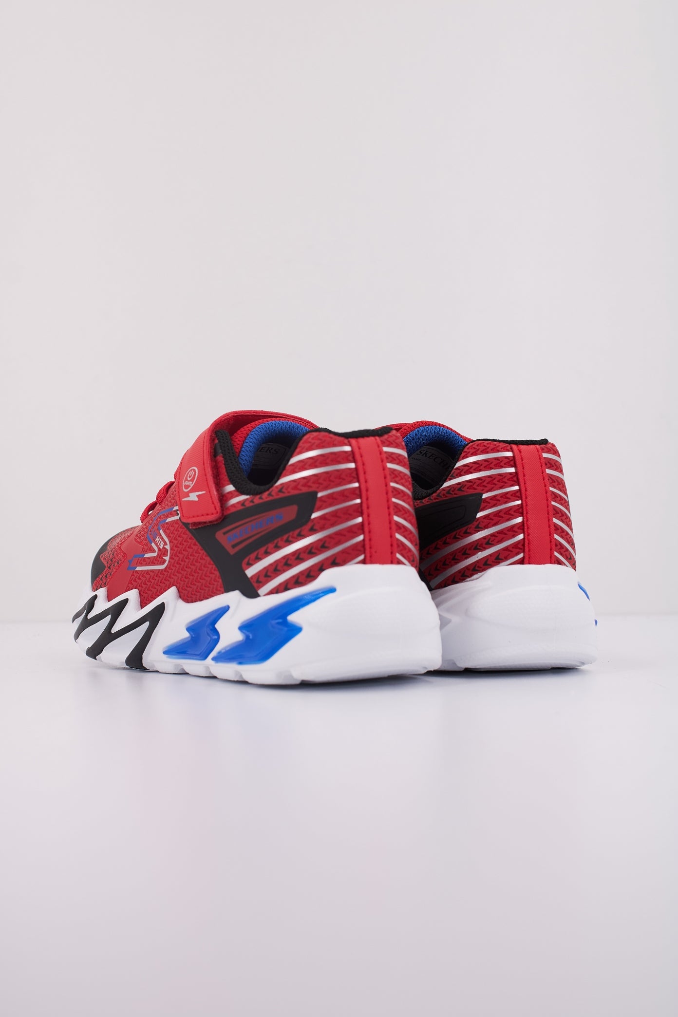 SKECHERS FLEX-GLOW BOLT en color ROJO (4)