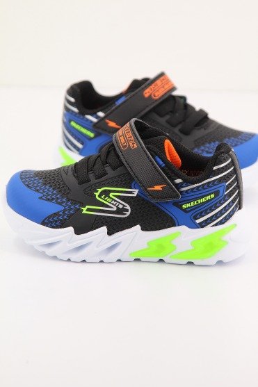 SKECHERS FLEX-GLOW BOLT en color NEGRO (1)
