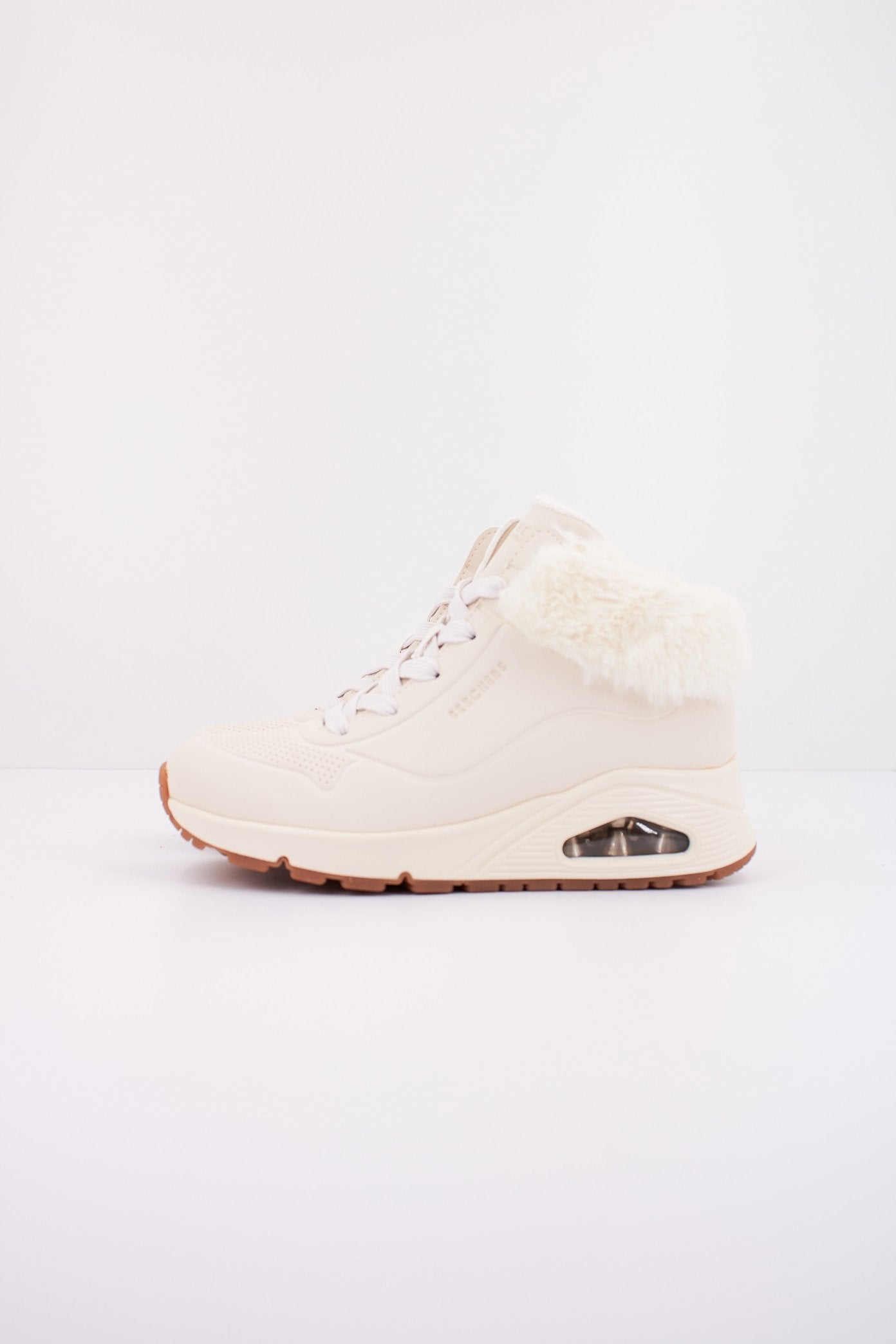 SKECHERS UNO-FALL AIR en color BLANCO (1)