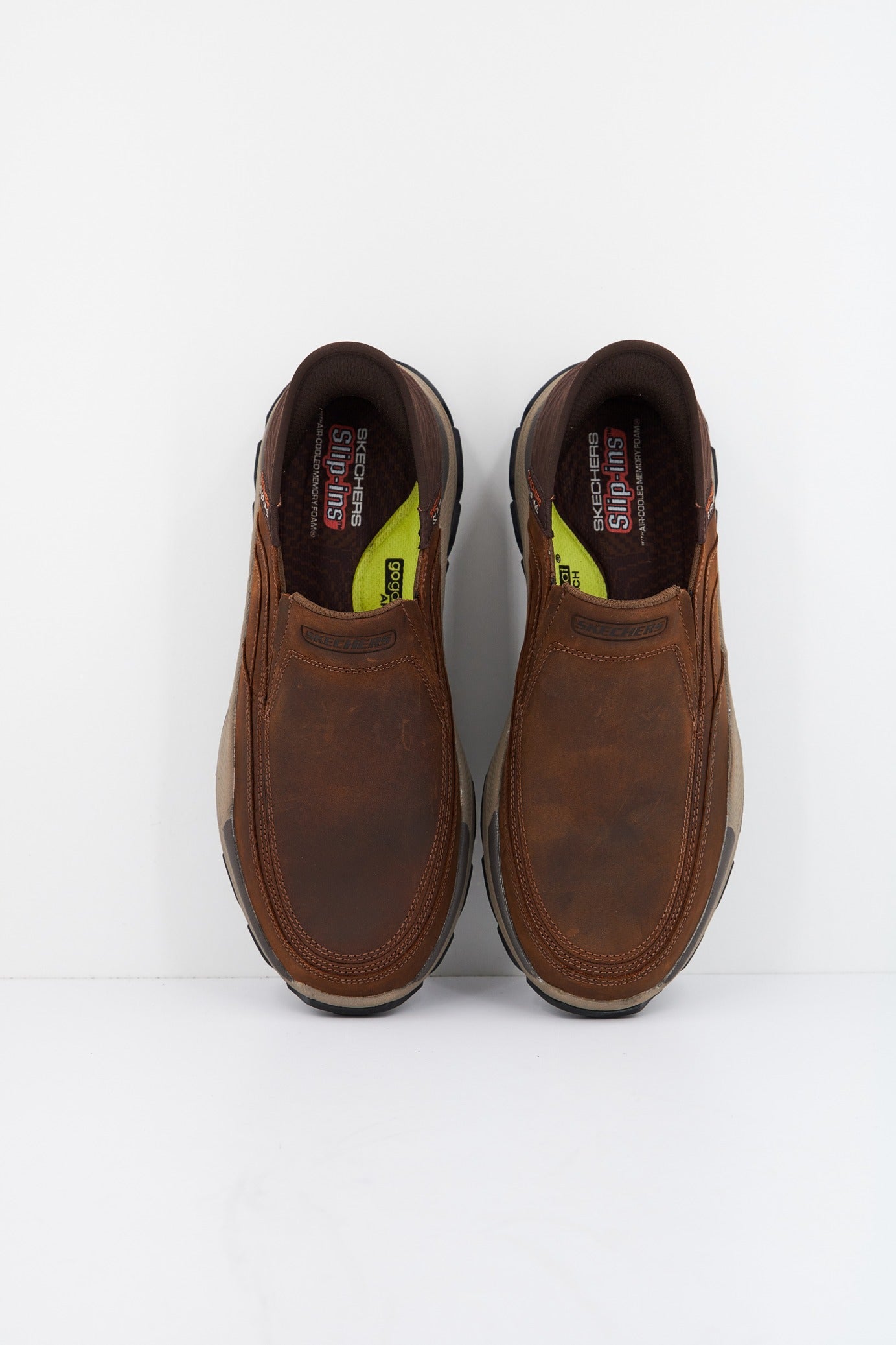 SKECHERS SLIP-INS: S en color MARRON (2)