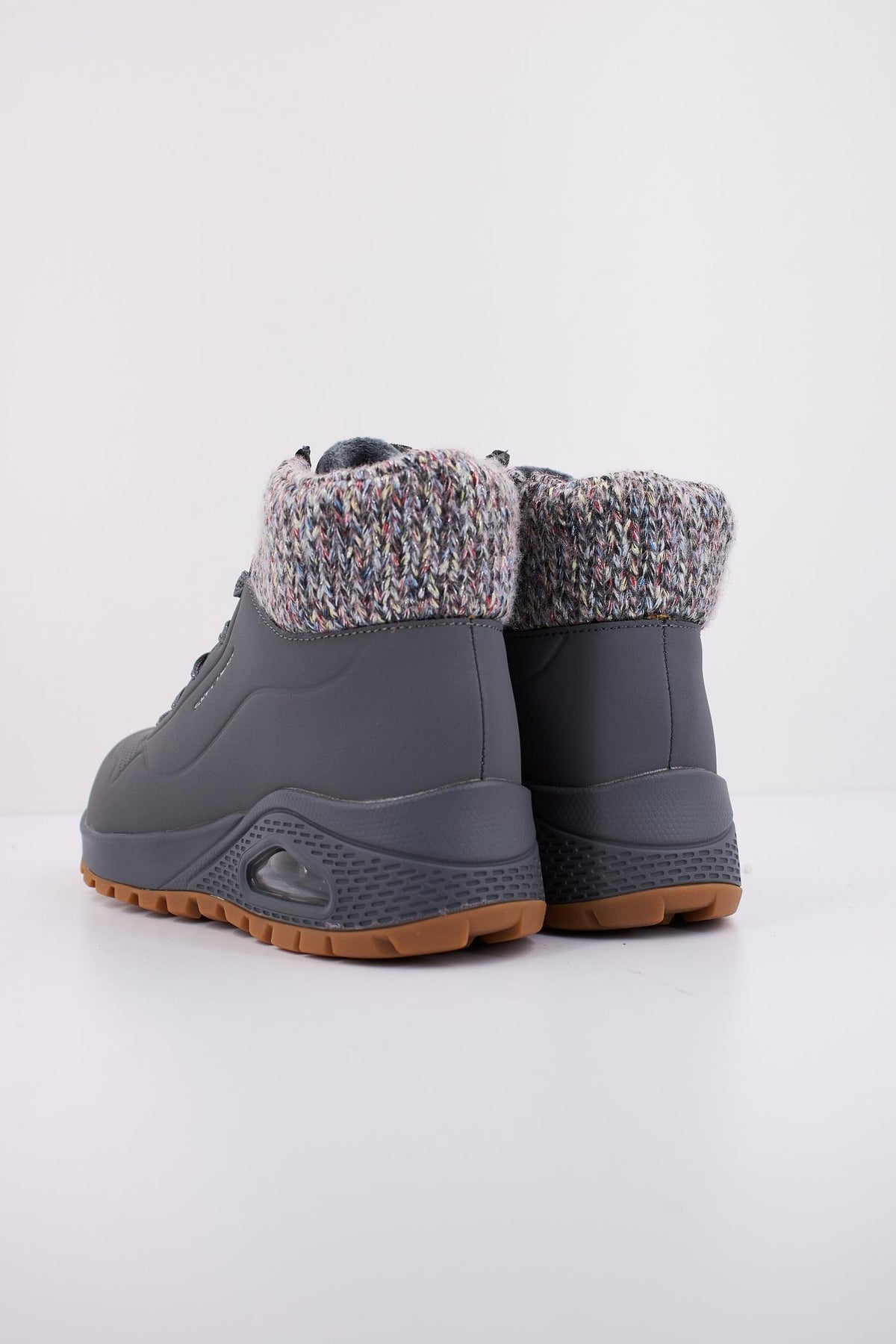 SKECHERS UNO RUGGED en color GRIS (4)