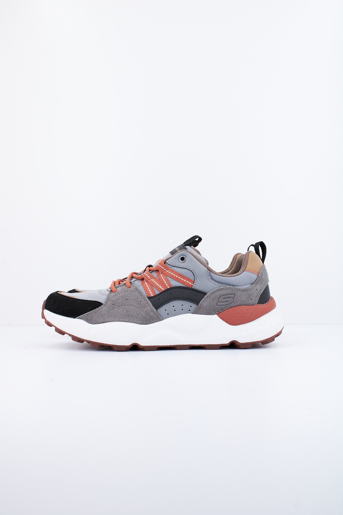 SKECHERS BENDINO en color GRIS (1)