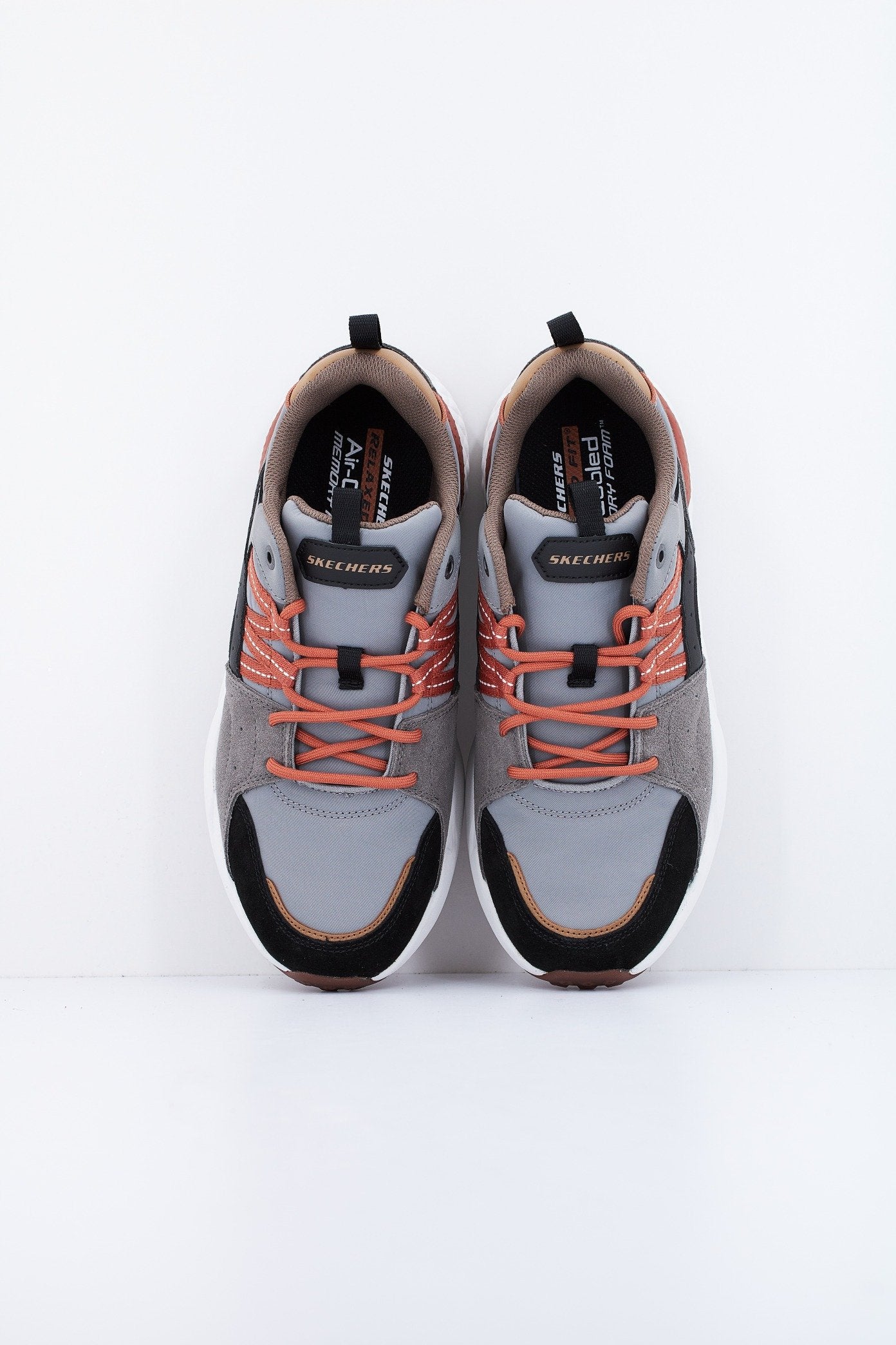 SKECHERS BENDINO en color GRIS (2)