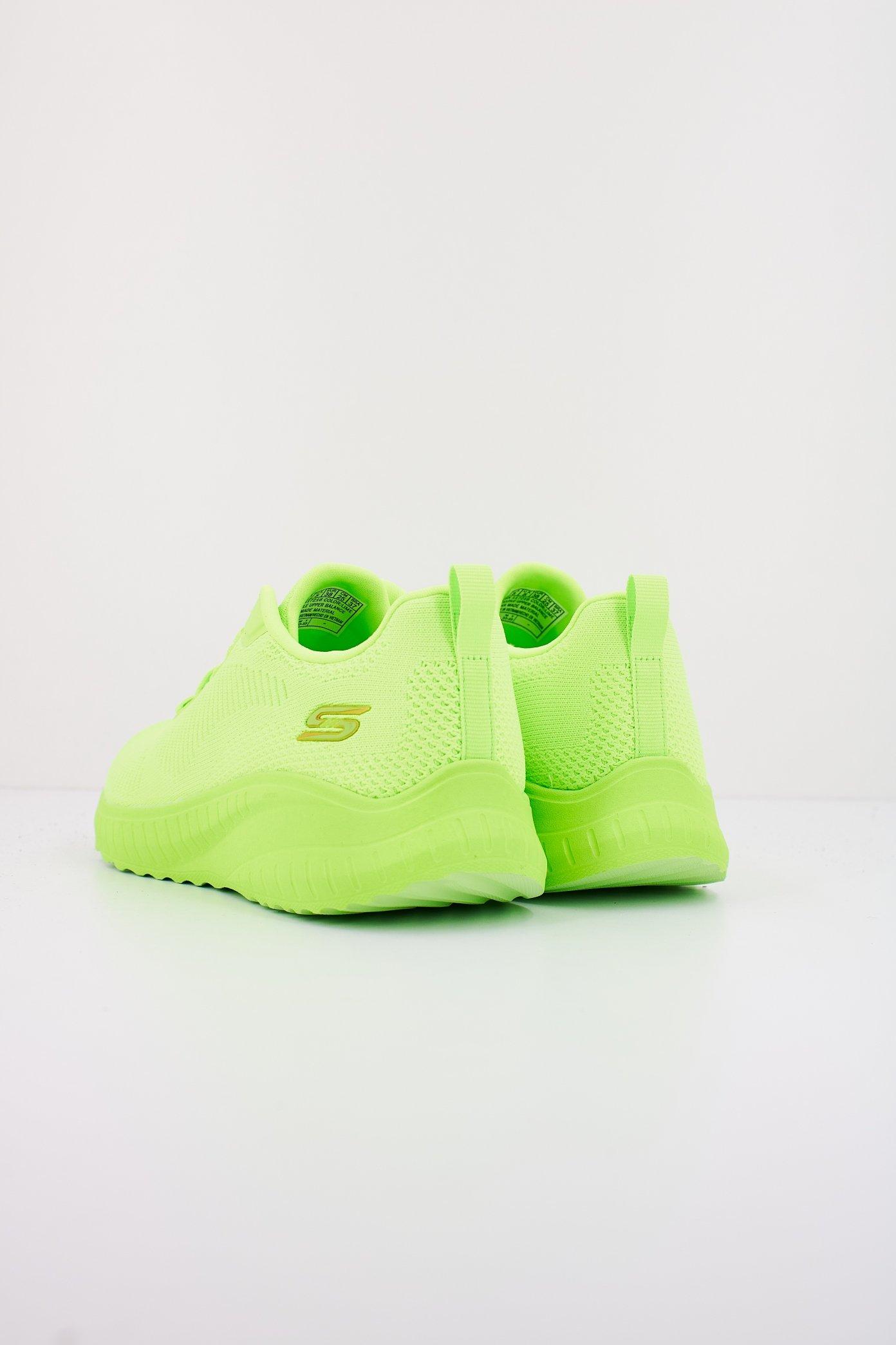 SKECHERS BOBS SQUAD CHAOS en color VERDE (3)