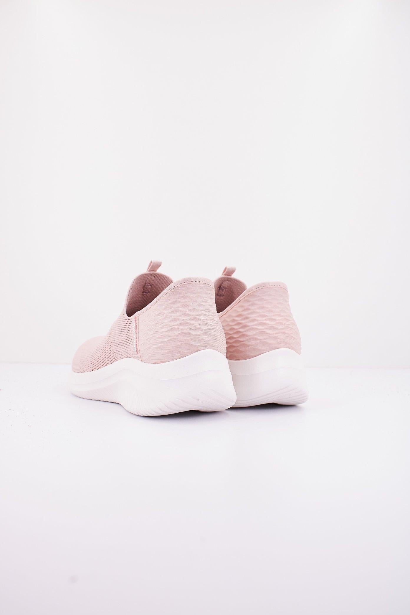 SKECHERS SLIP-INS ULTRA FLEX . COZY STREAK en color ROSA (3)