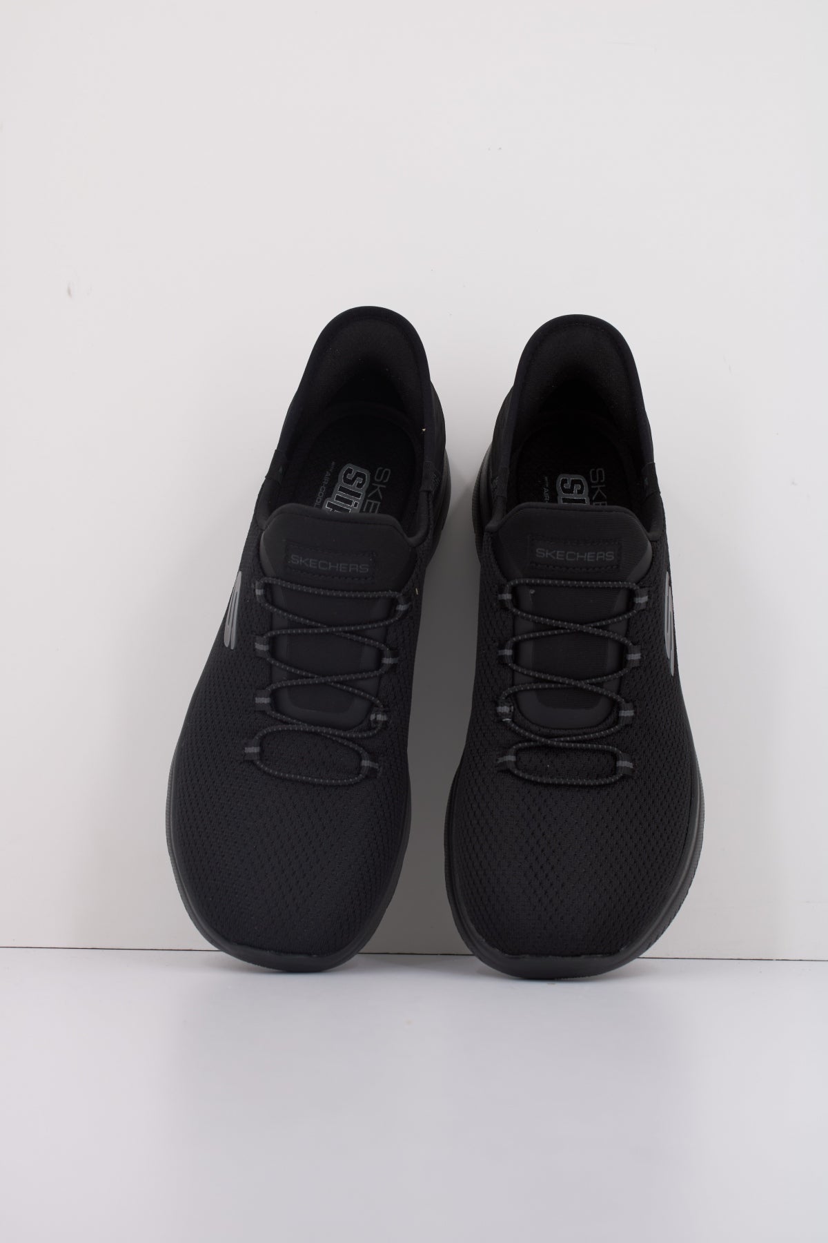 SKECHERS SLIP-INS SUMMITS - DIAMOND DREAM en color NEGRO (3)