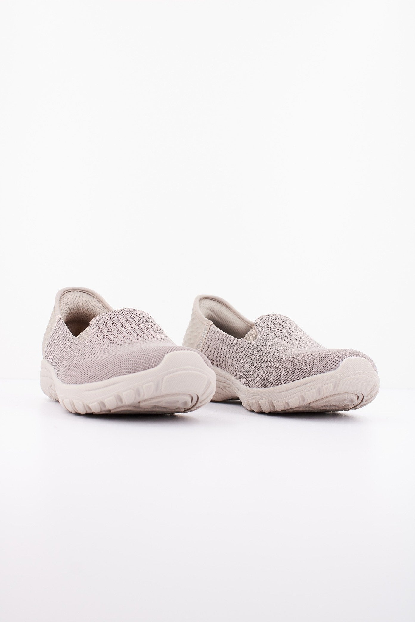 SKECHERS SLIP-INS S en color MARRON CLARO (2)