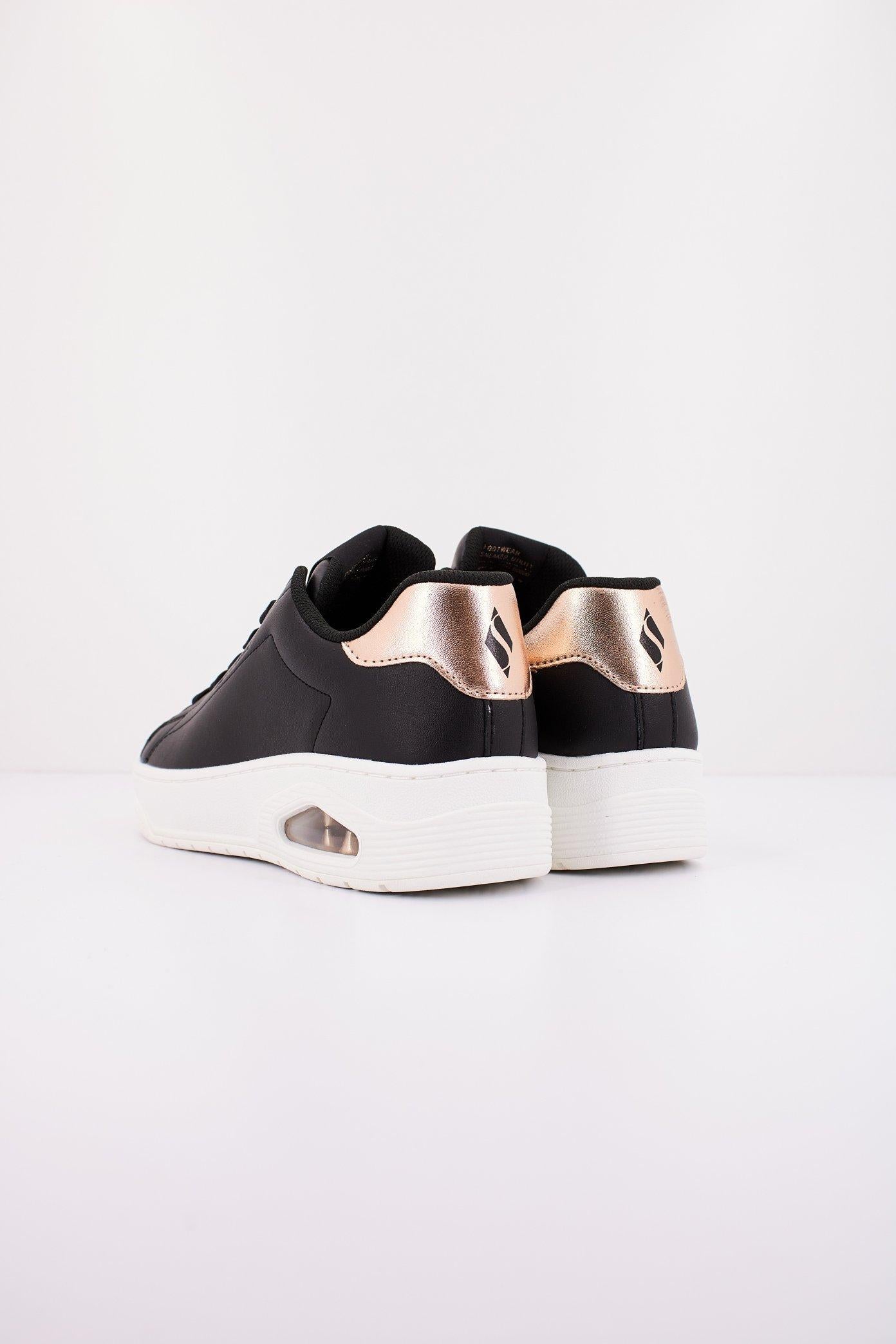 SKECHERS S en color NEGRO (3)