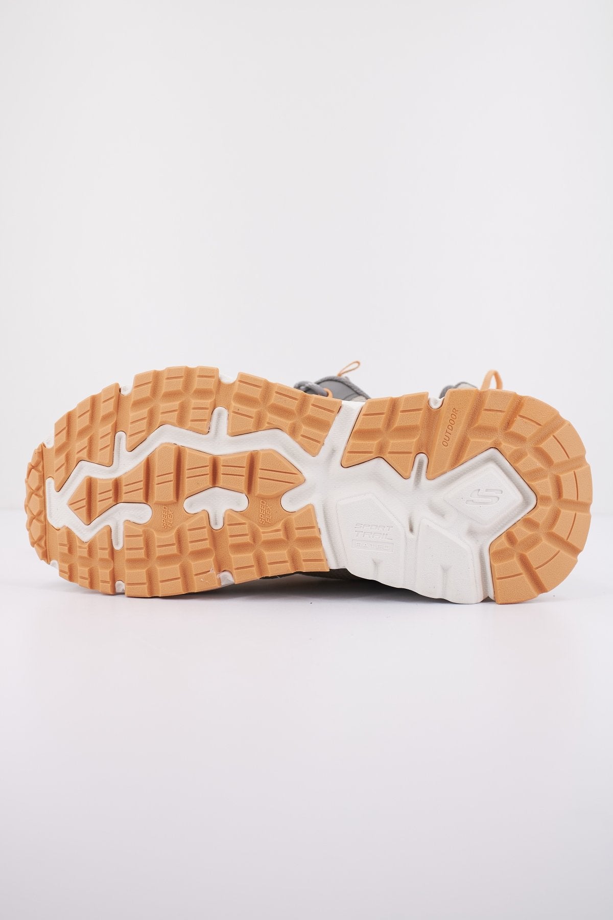 SKECHERS D'LUX JOURNEY en color GRIS (4)