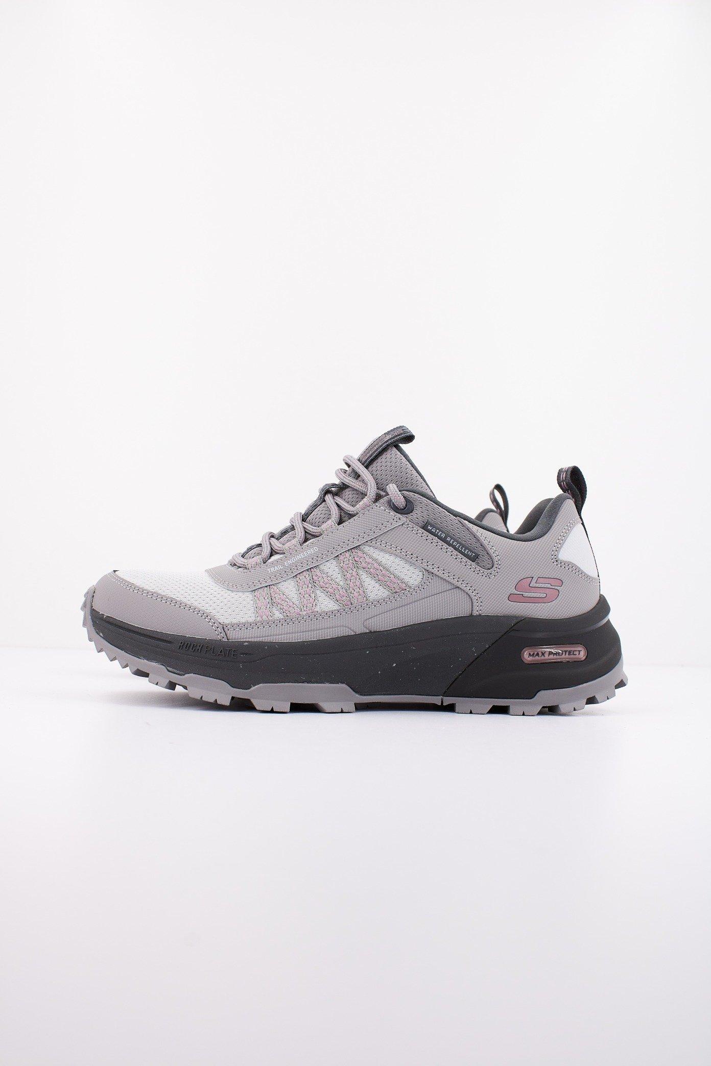 SKECHERS MAX PROTECT LEGACY en color GRIS (1)