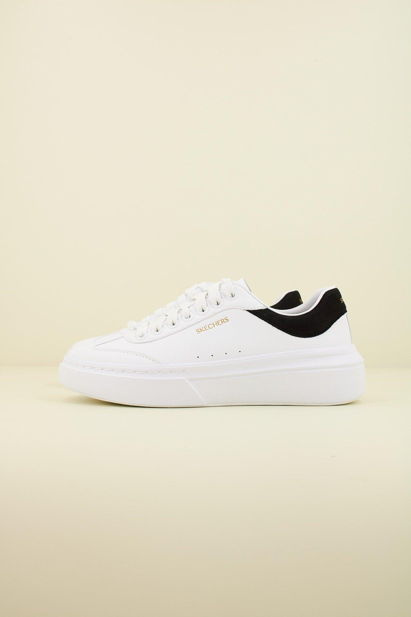 SKECHERS CORDOBA CLASSIC en color BLANCO (1)