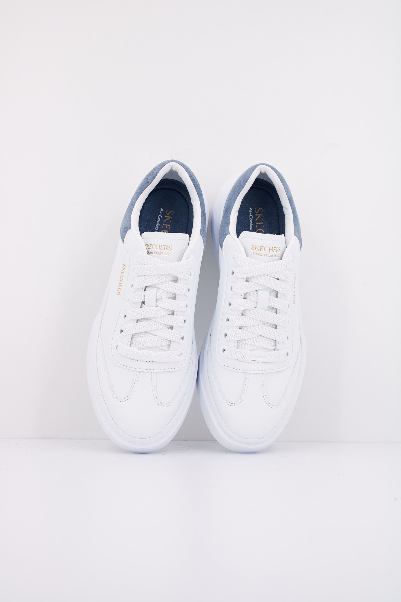 SKECHERS CORDOBA CLASSIC en color BLANCO (3)