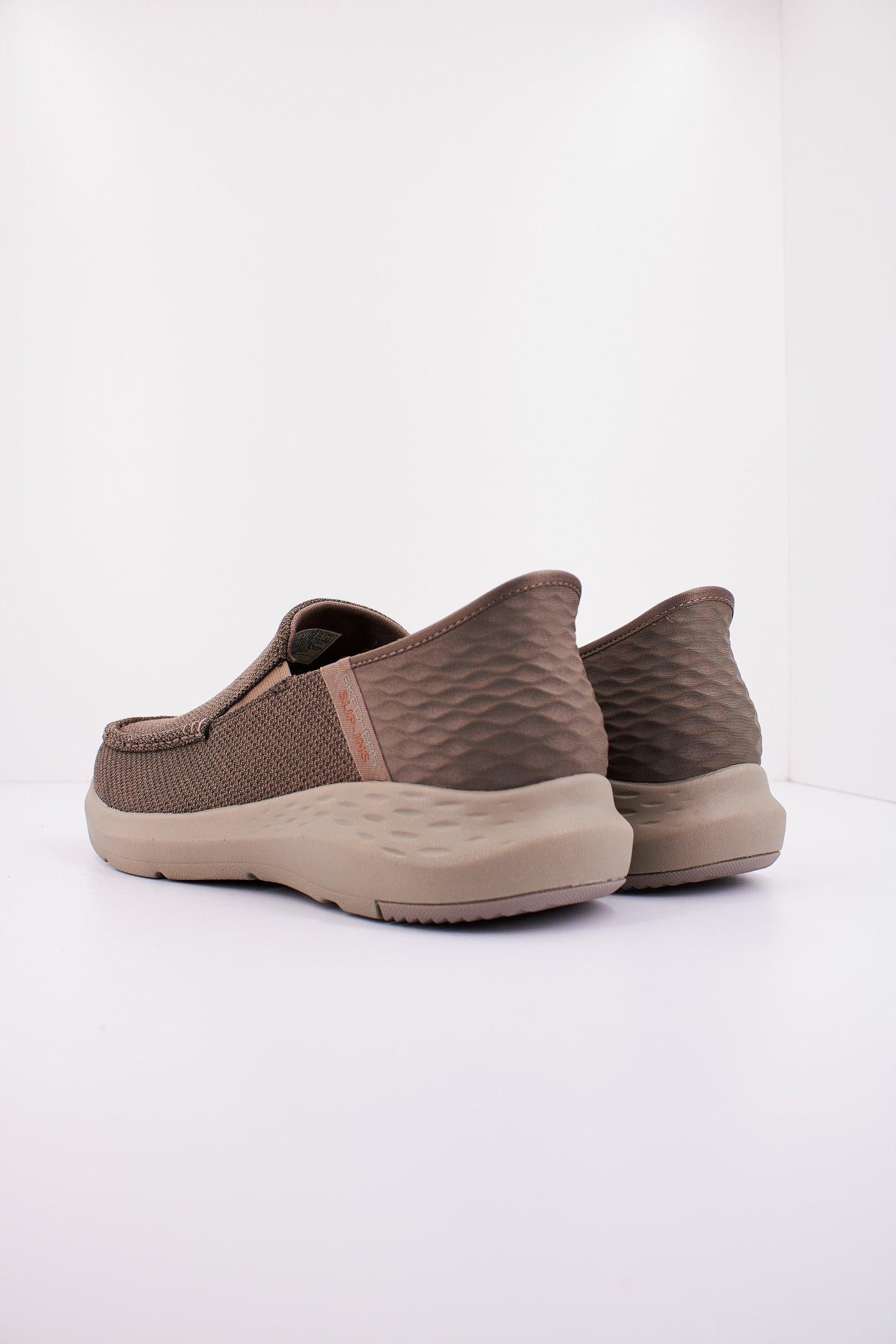 SKECHERS SLIP INS S en color MARRON (3)