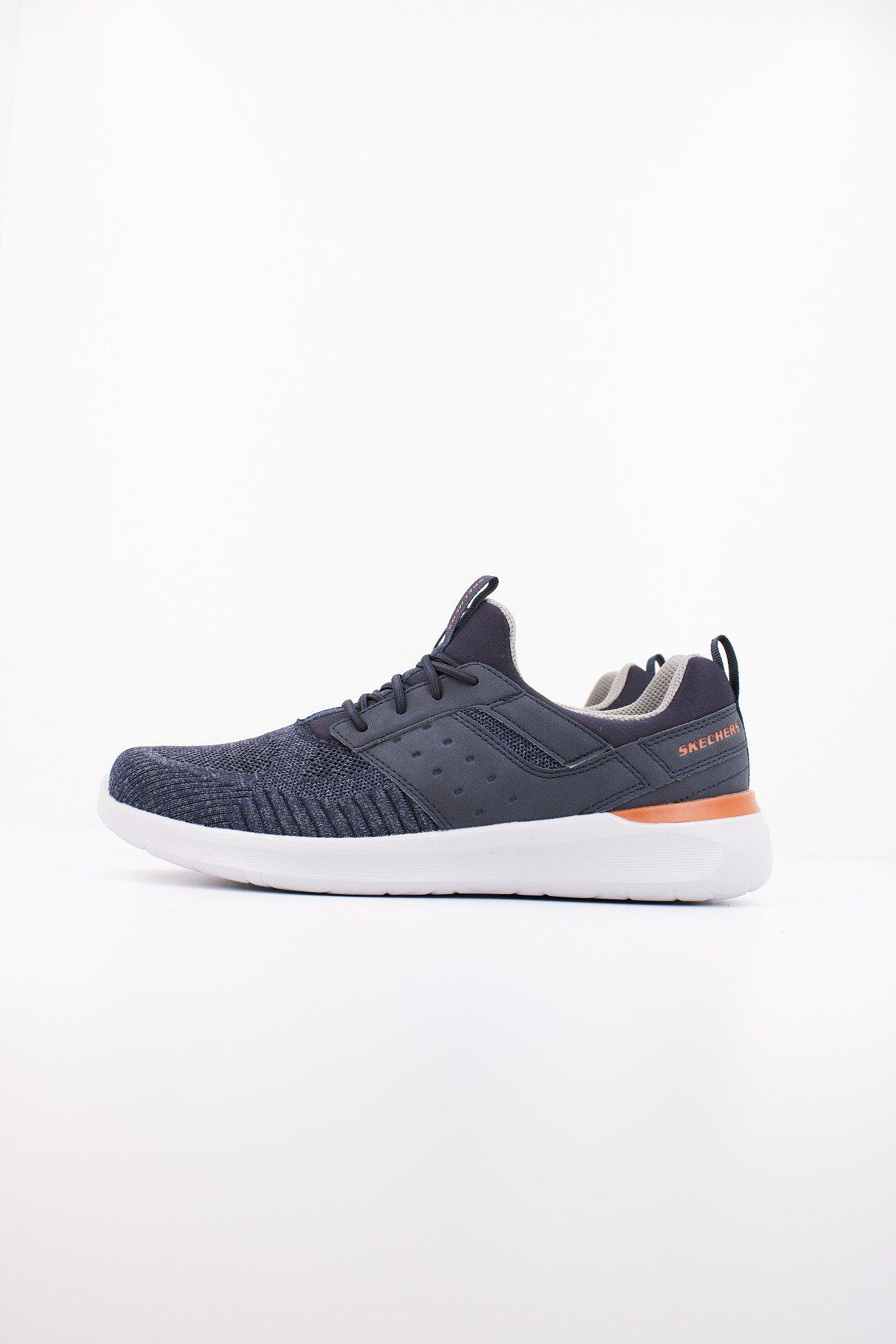 SKECHERS LATTIMORE en color AZUL (1)