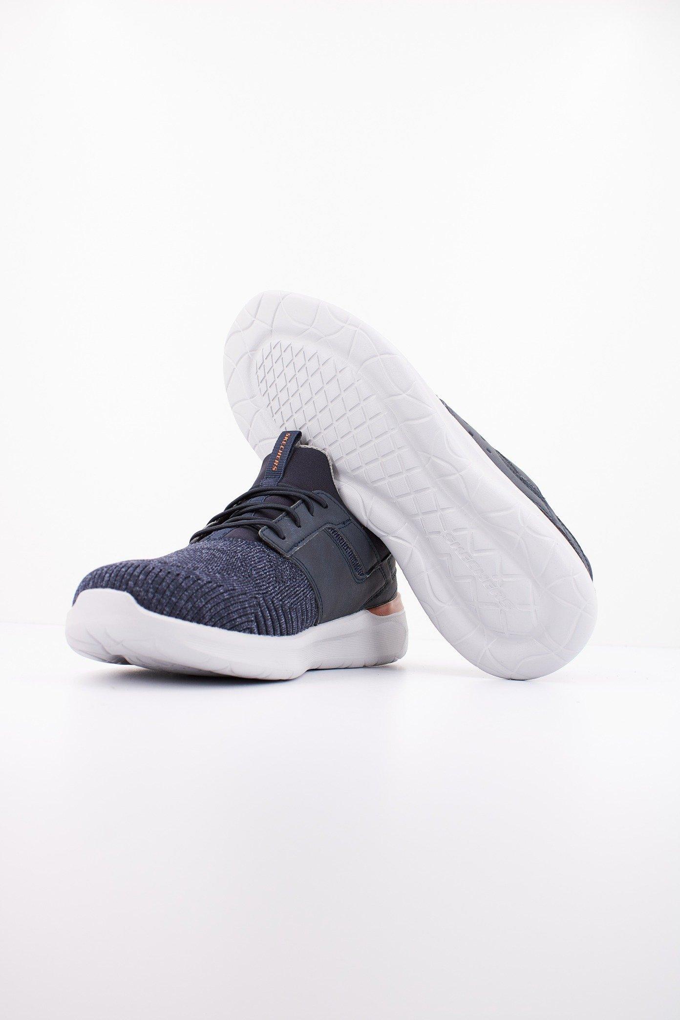 SKECHERS LATTIMORE en color AZUL (4)