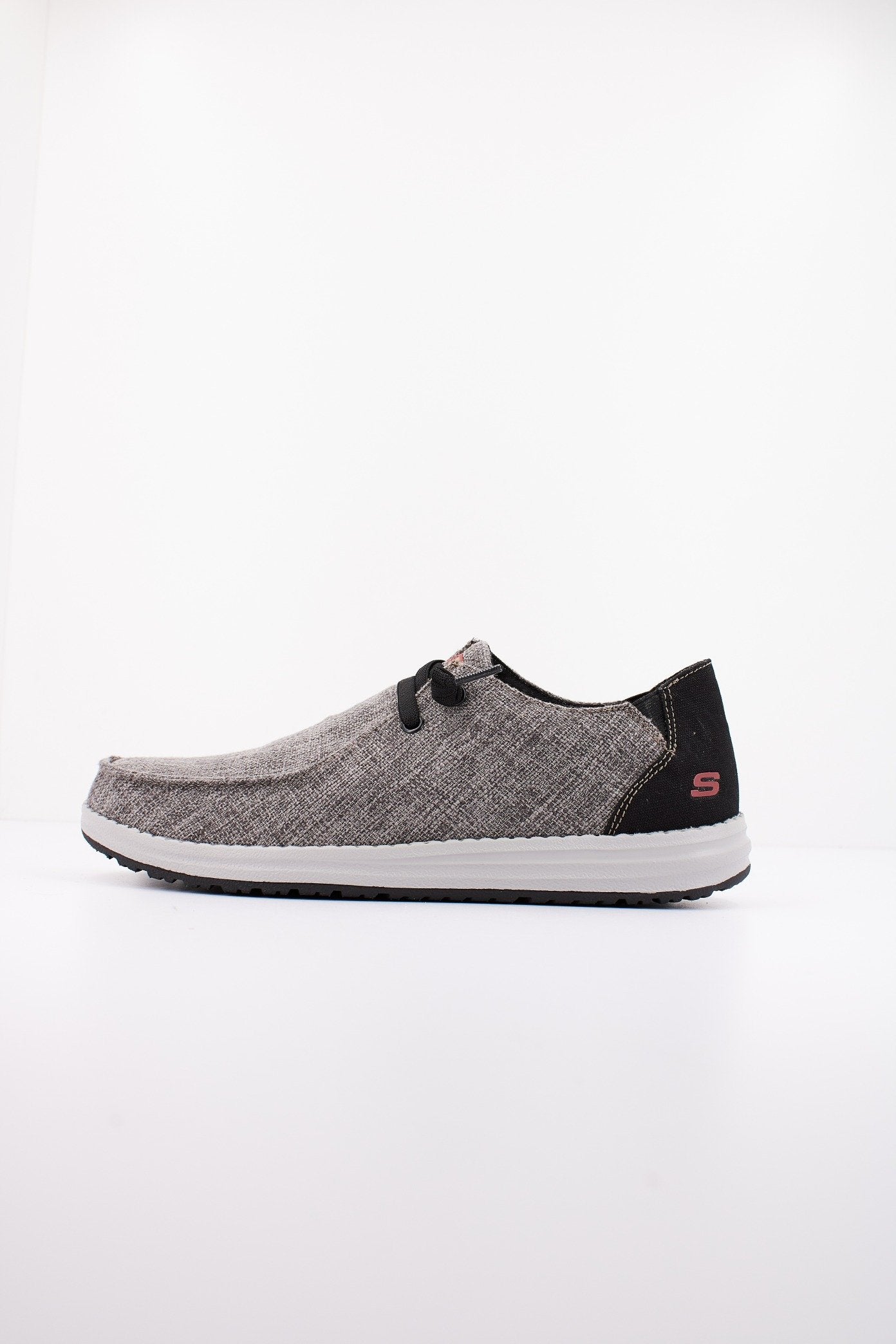 SKECHERS RELAXED FIT: MELSON en color GRIS (1)